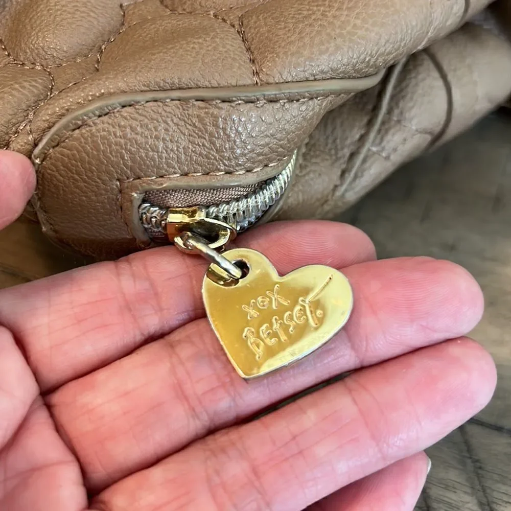 Vegan 🌱 Heart ❤️ Quilt & Bowtie Bag Summer neutral Sand colored Gold Detail✈️